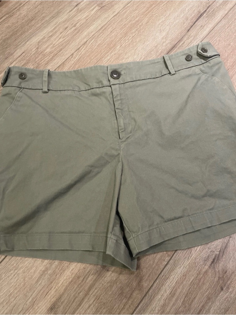 Ava & Viv Olive Green Midi Chino Shorts 16W
